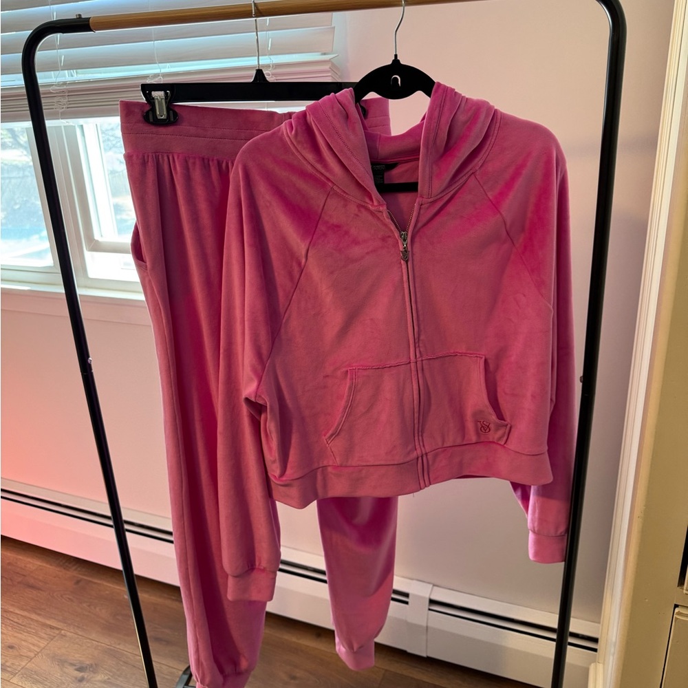 Victoria’s Secret Pink Velour Set